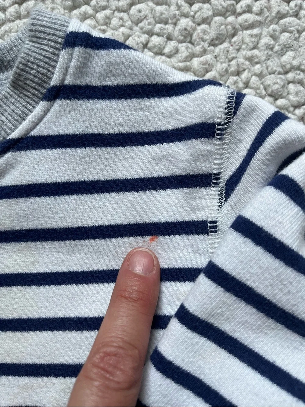 OshKosh Bgosh classic crewneck